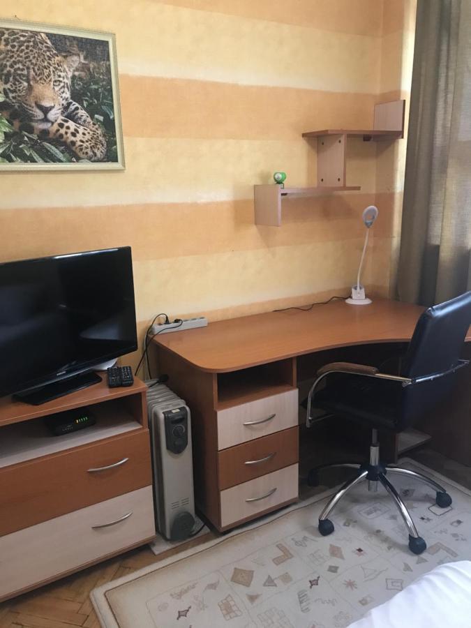 Three-Room Apartments At The Polytechnic Institute Kiev Exteriör bild