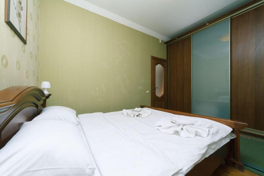 Three-Room Apartments At The Polytechnic Institute Kiev Exteriör bild