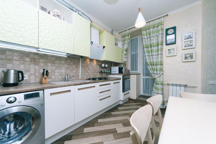 Three-Room Apartments At The Polytechnic Institute Kiev Exteriör bild